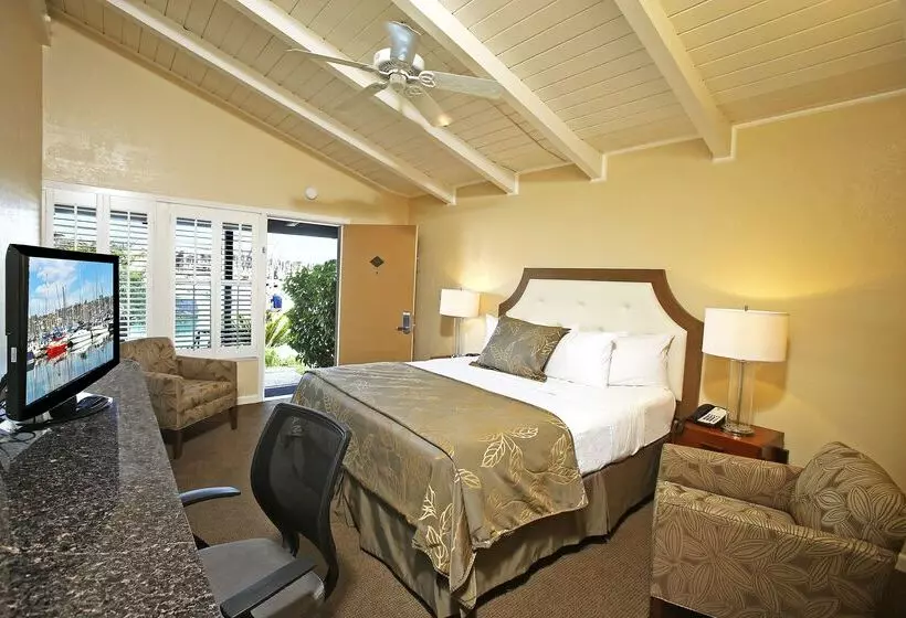 Best Western Plus Island Palms Hotel & Marina