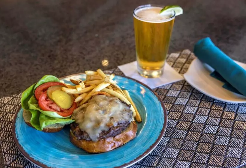 Best Western Plus Island Palms Hotel & Marina