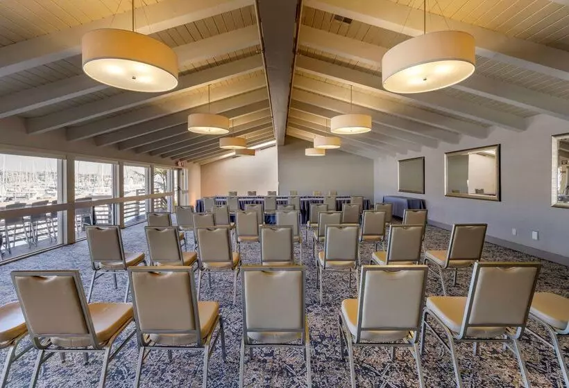 Best Western Plus Island Palms Hotel & Marina