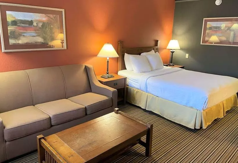 Crossroads Hotel And Event Center