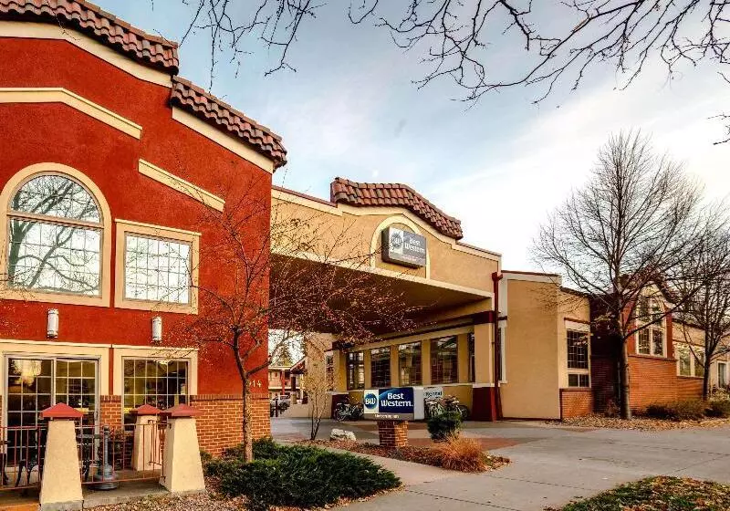 فندق Best Western University Inn