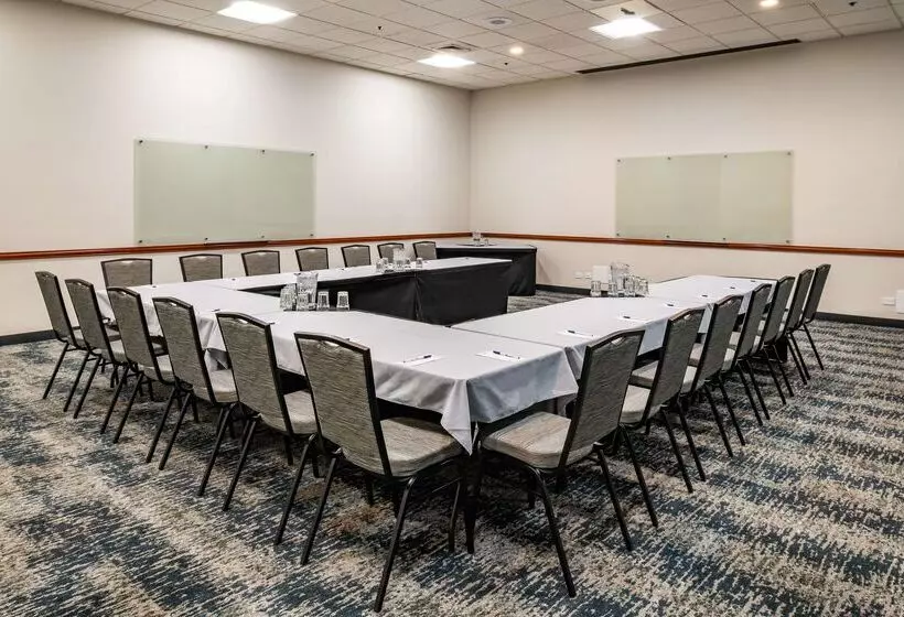 ホテル Best Western Vista Inn At The Airport