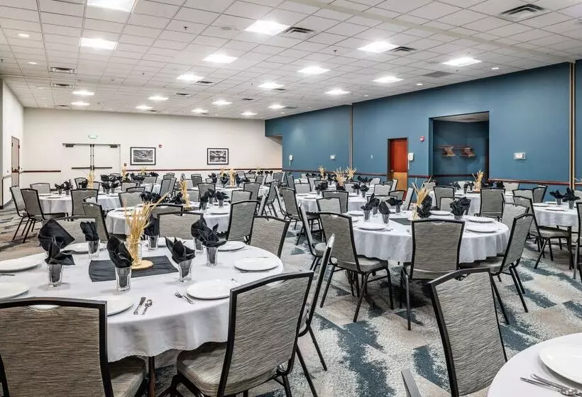 ホテル Best Western Vista Inn At The Airport