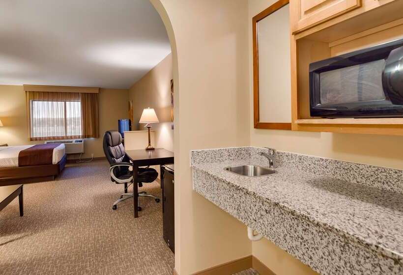 هتل Best Western West Hills Inn