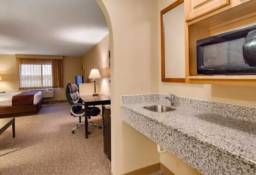 ホテル Best Western West Hills Inn