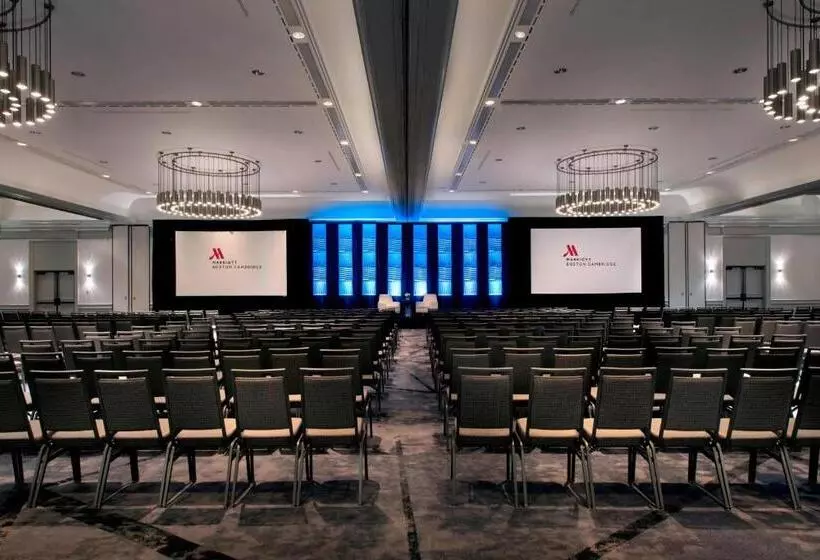 ホテル Boston Marriott Cambridge