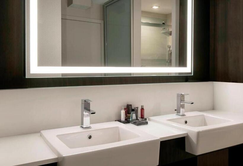 هتل Boston Marriott Cambridge