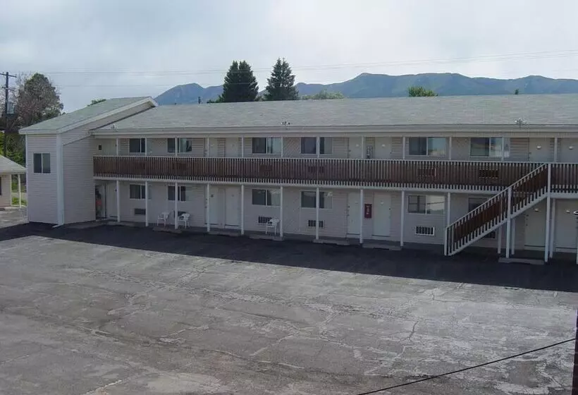 Отель Canyonlands Motor Inn