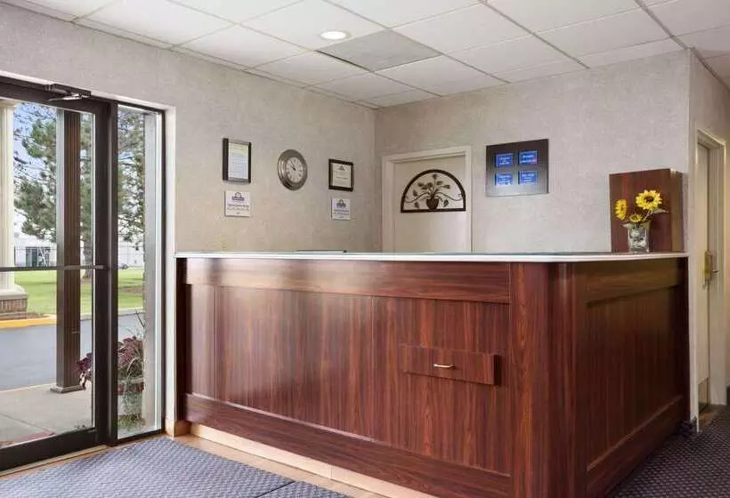 Szálloda Days Inn By Wyndham Middletown