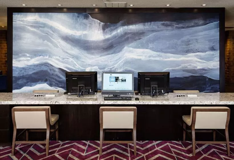 Doubletree By Hilton Hotel Billings