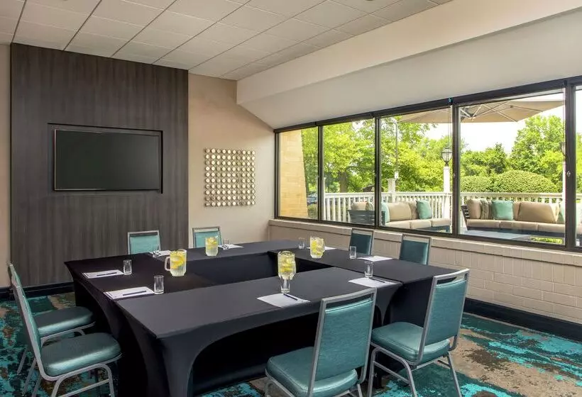 Otel Doubletree By Hilton Columbia