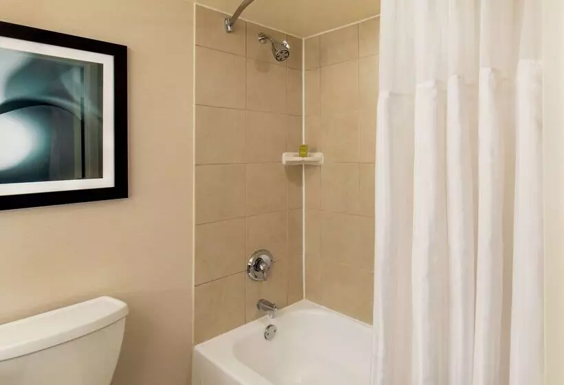 Otel Doubletree By Hilton Columbia