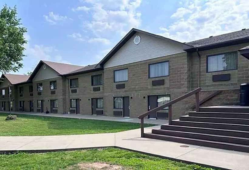 Отель Baymont Inn And Suites By Wyndham Farmington, Mo