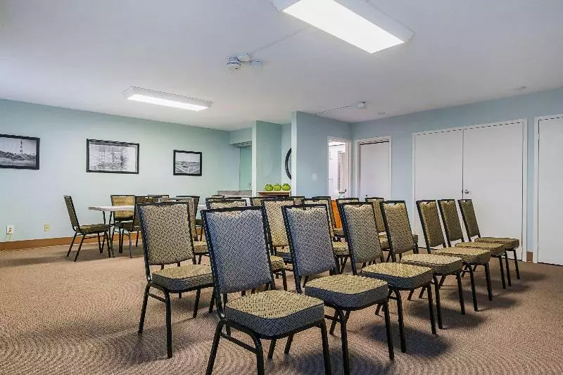 فندق Garnet Inn & Suites, Morehead City Near Atlantic Beach