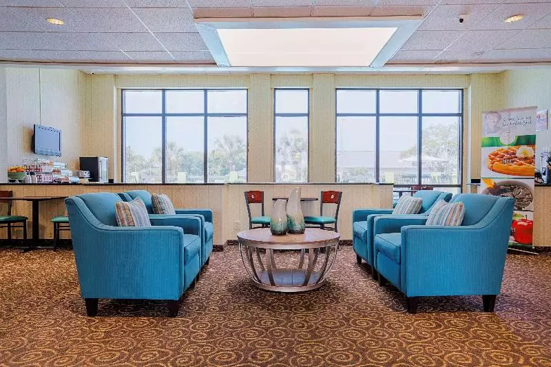 فندق Garnet Inn & Suites, Morehead City Near Atlantic Beach