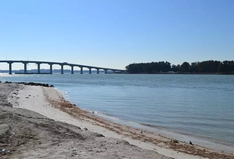 Gulfview Hotel On The Beach