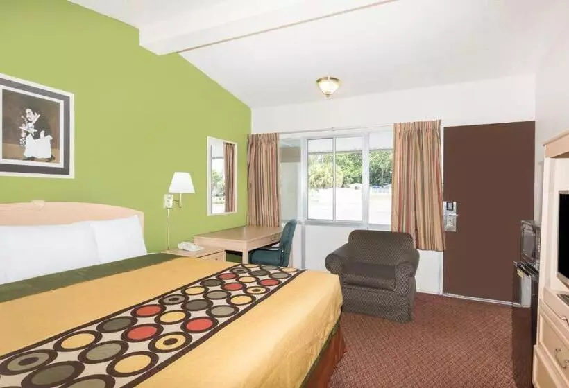 فندق Knights Inn Statesboro