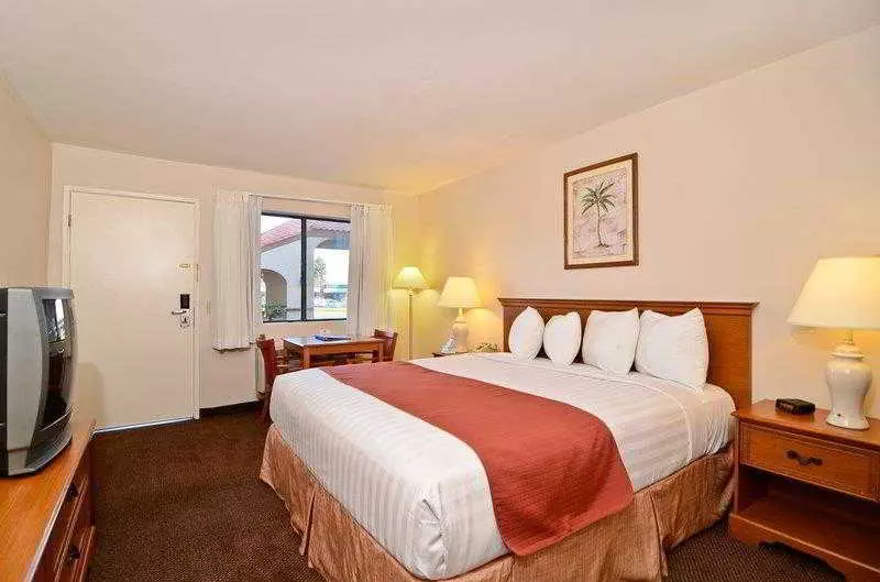 בית מלון כפרי Pleasant Inn