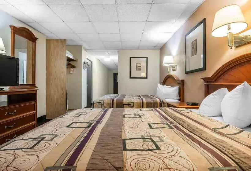 בית מלון כפרי Quality Inn & Suites Binghamton Vestal