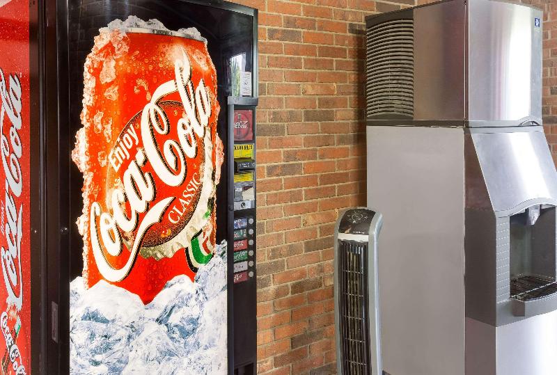 בית מלון כפרי Rodeway Inn