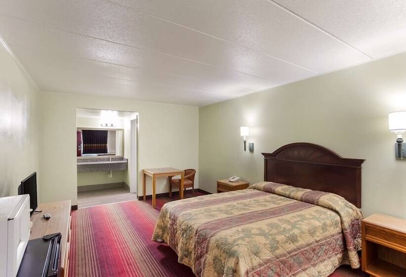 בית מלון כפרי Rodeway Inn