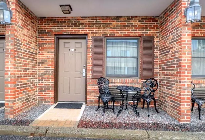 هتل Senator Inn & Spa