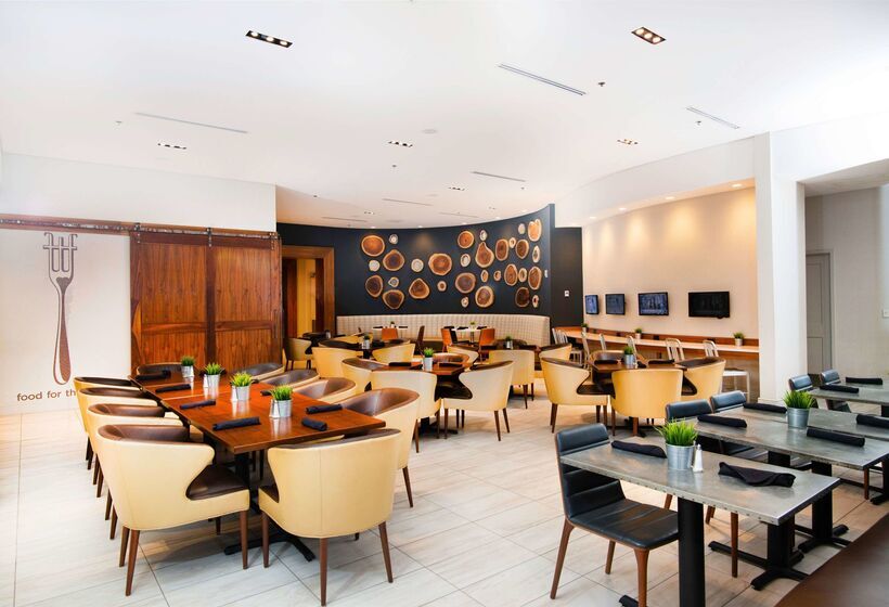 هتل Sonesta Charlotte Lower South End