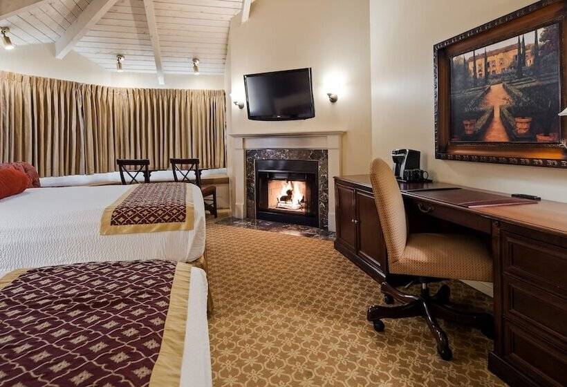 هتل Victorian Inn