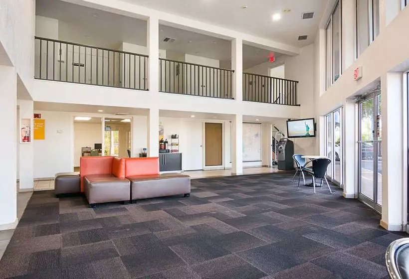 Motel 6 Tampa, Fl   Fairgrounds