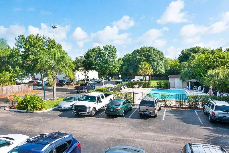Motel 6 Tampa, Fl   Fairgrounds