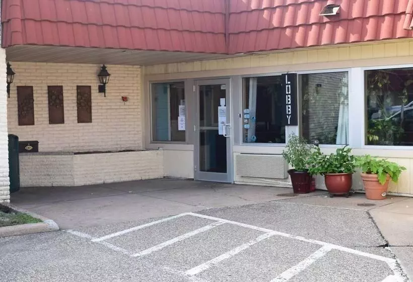 Motel Regency Inn And Suites