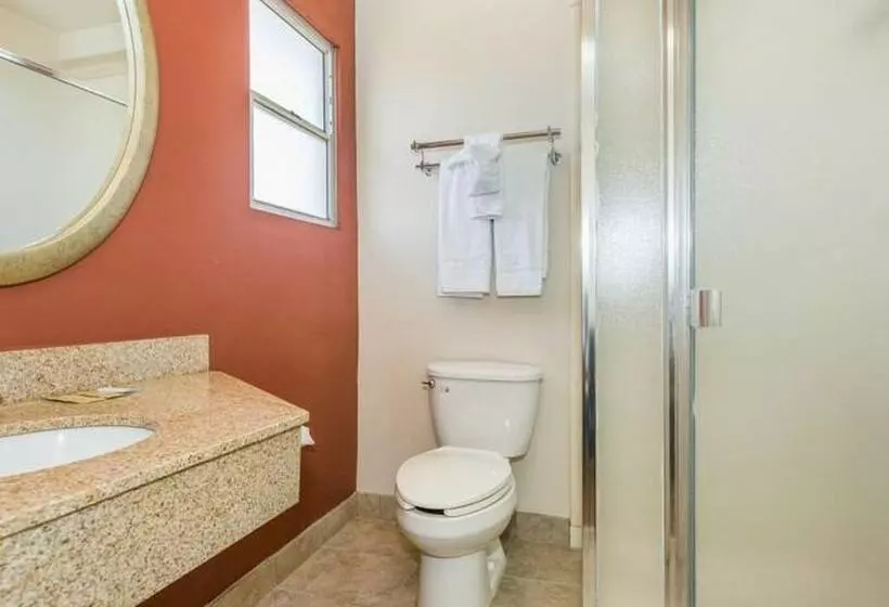 فندق على الطريق San Jose Airport Inn