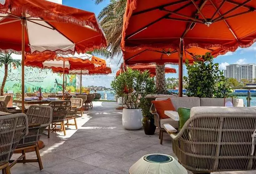 Waterstone Resort & Marina Boca Raton, Curio Collection By Hilton