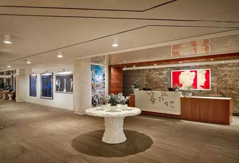 Waterstone Resort & Marina Boca Raton, Curio Collection By Hilton