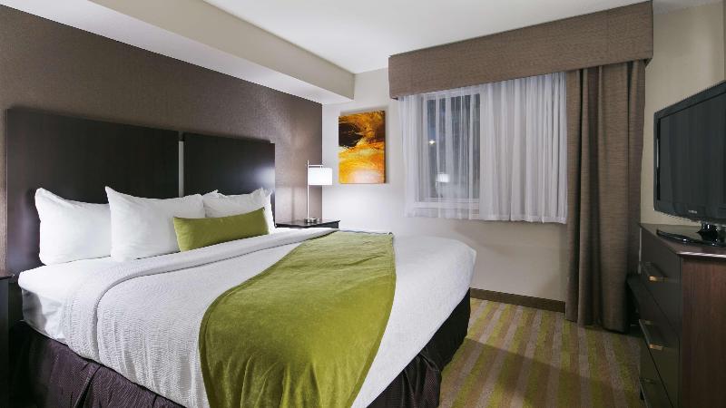 בית מלון כפרי Best Western Harvest Inn & Suites