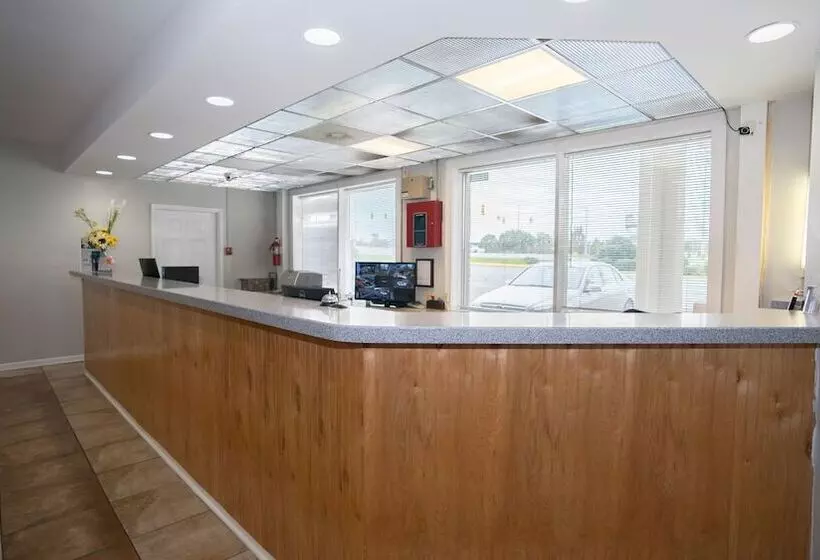 Hotel Ramada By Wyndham Lumberton