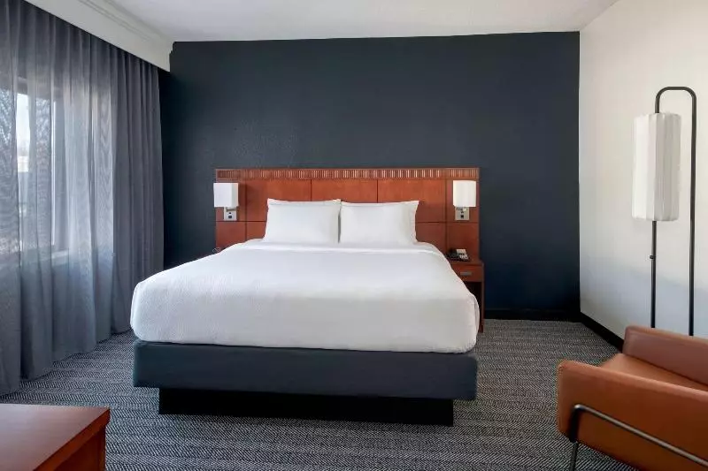 Hotelli Courtyard By Marriott Silver Spring North/white Oak
