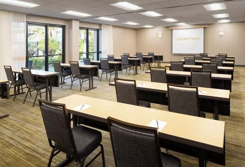 فندق Courtyard Tampa Westshore/airport