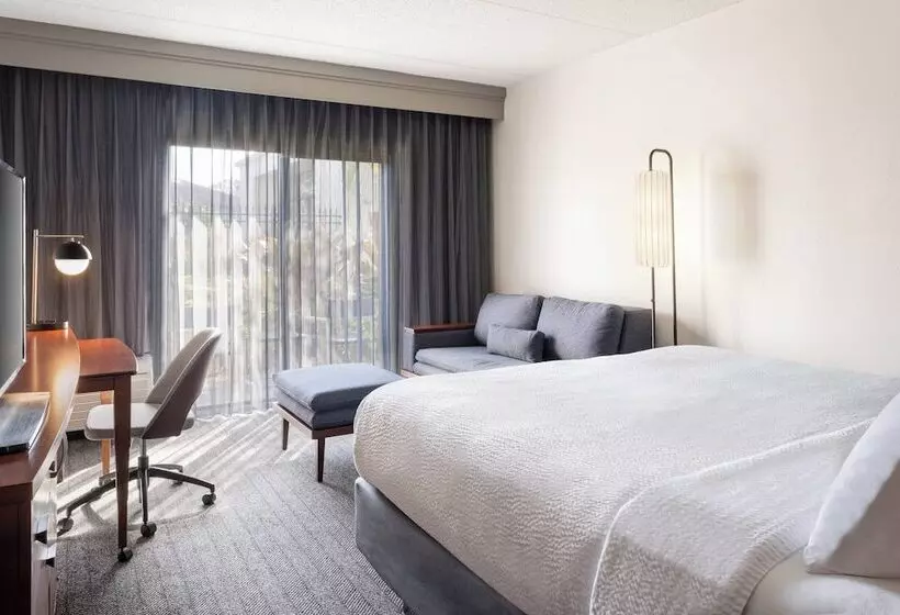 فندق Courtyard Tampa Westshore/airport
