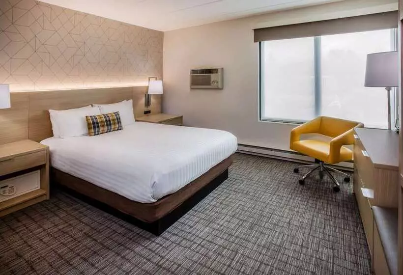 בית מלון כפרי Days Inn & Suites By Wyndham Duluth By The Mall