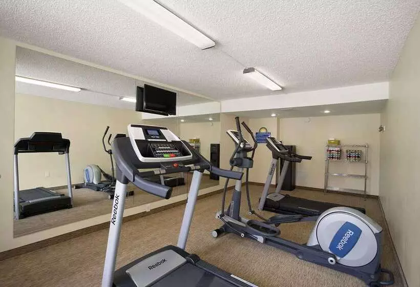 Otel Days Inn Of Frederick By Wyndham