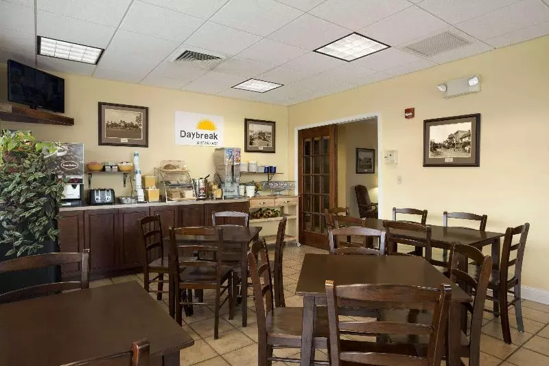 Otel Days Inn Of Frederick By Wyndham