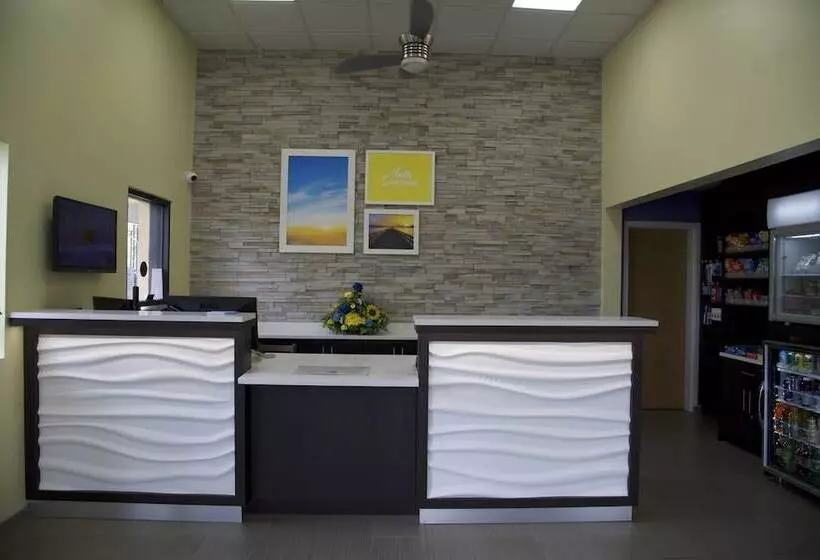 ホテル Days Inn By Wyndham Ladson Summerville Charleston