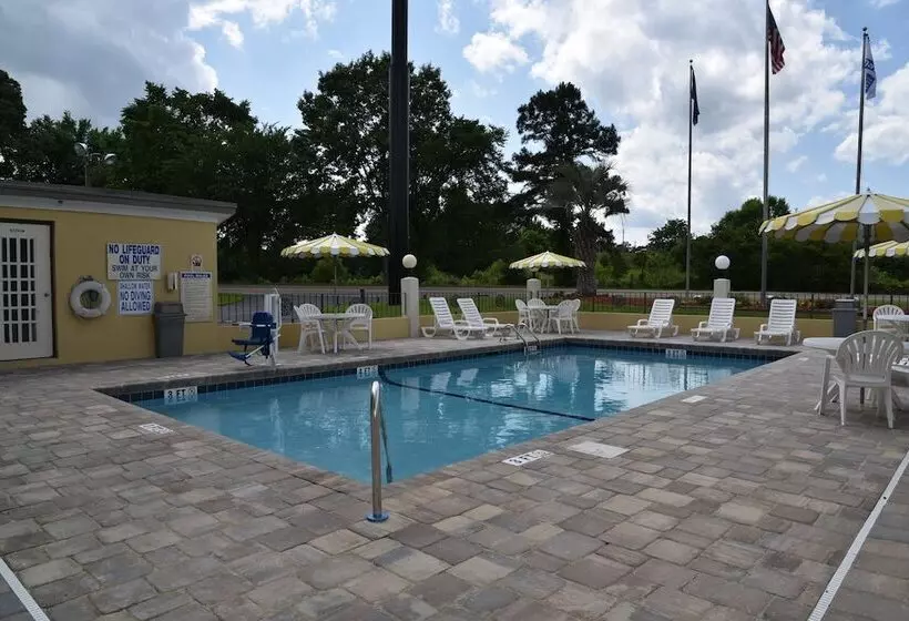ホテル Days Inn By Wyndham Ladson Summerville Charleston