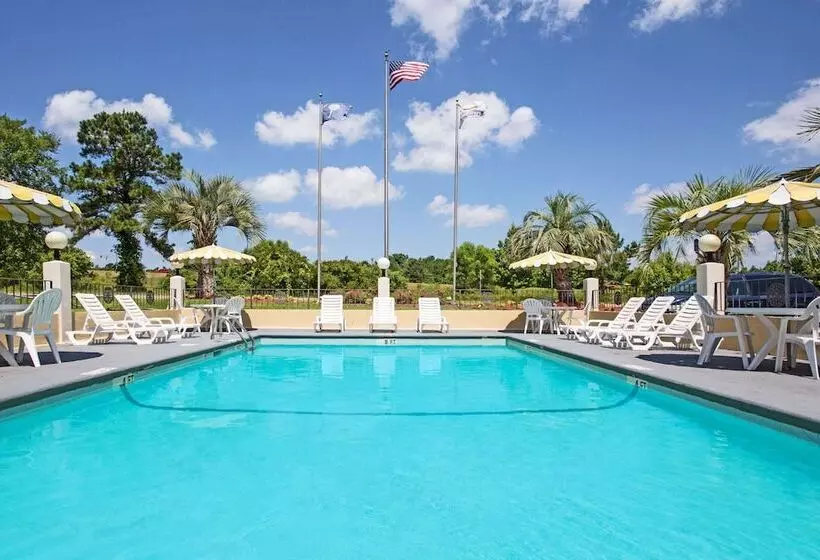 ホテル Days Inn By Wyndham Ladson Summerville Charleston