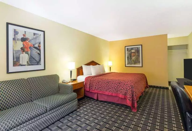 酒店 Days Inn By Wyndham Savannah Airport