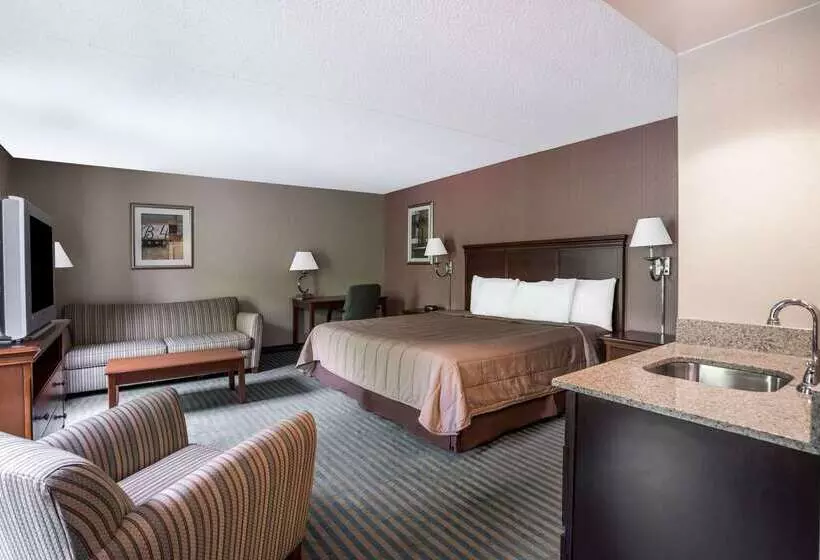 Отель Days Inn By Wyndham Westminster