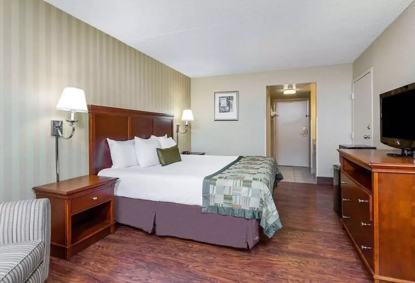 Отель Days Inn By Wyndham Westminster