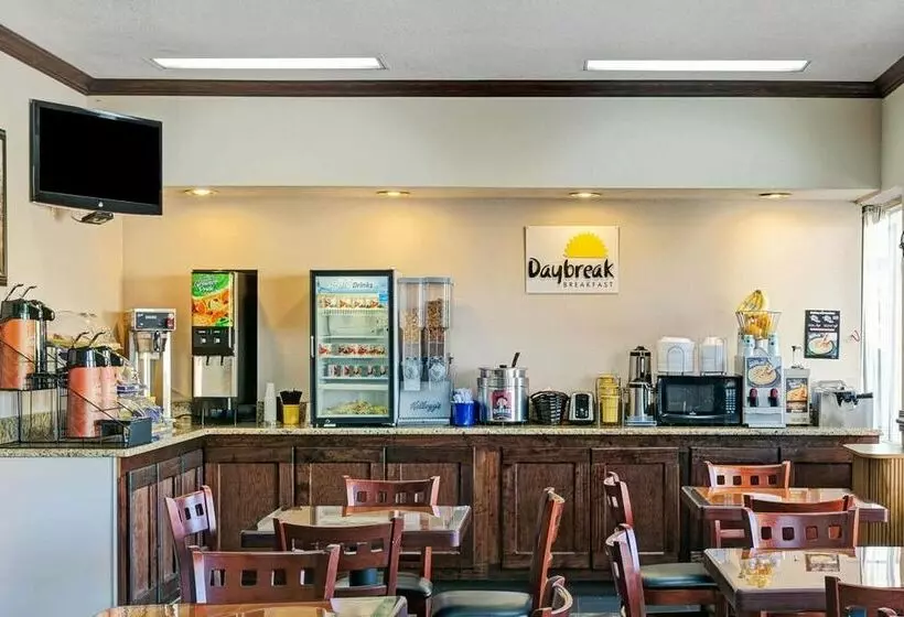 ホテル Days Inn Jacksonville South Near Memorial Hospital