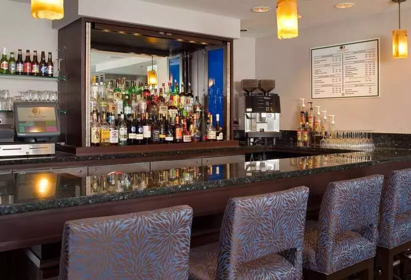 Отель Doubletree By Hilton Chicago Schaumburg